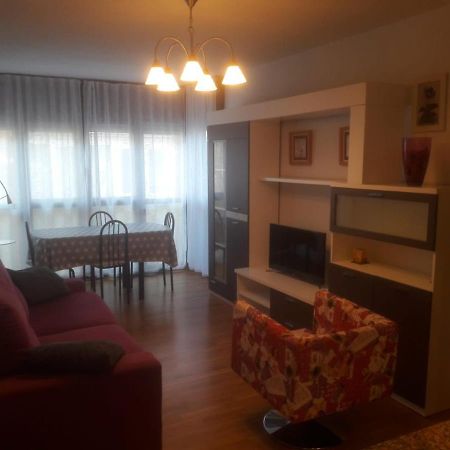 Apartamento Surf Beach ลอเรโด ภายนอก รูปภาพ