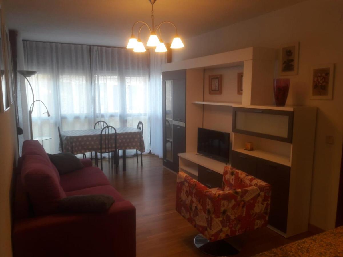 Apartamento Surf Beach ลอเรโด ภายนอก รูปภาพ